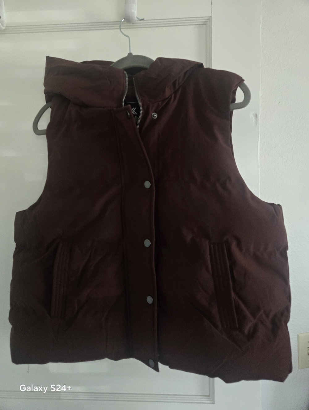 Kyodan Women's Quilted Vest in Bitter Chocolate